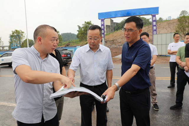達(dá)州市委副書記、市長(zhǎng)郭亨孝深入中國(guó)供銷西南冷鏈物流達(dá)州基地調(diào)研